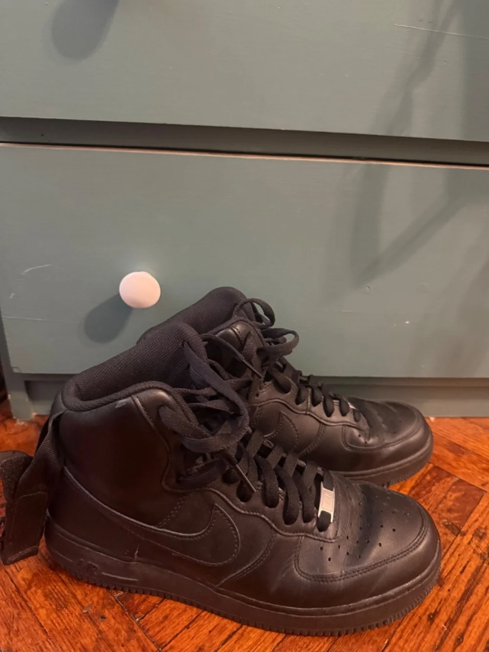 Black Nike Air Force 1 Size 10